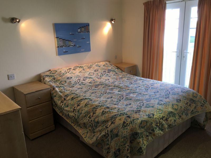 Atlantic Reach Lodge Number 11 - Master Bedroom Image